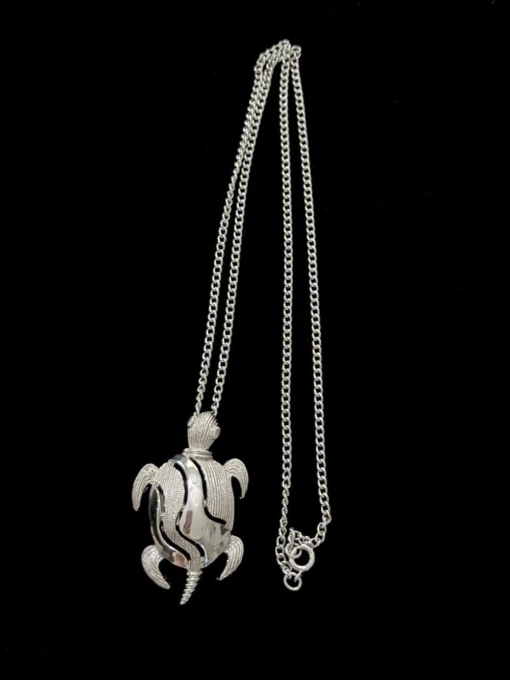 Vintage 1960s Crown Trifari Signed Silver Tone Turtle Pendant Necklace
